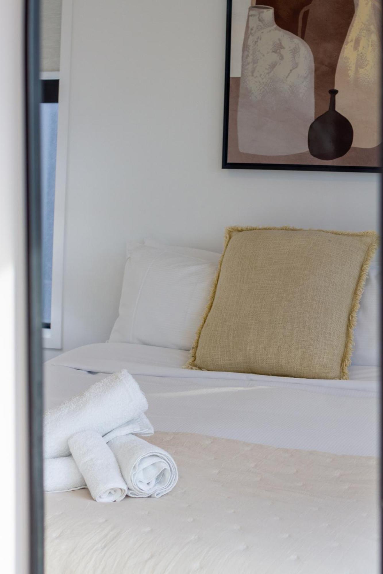 Serenity By The Sea: Coastal Escape1 Bed 1 Bath Christchurch Buitenkant foto