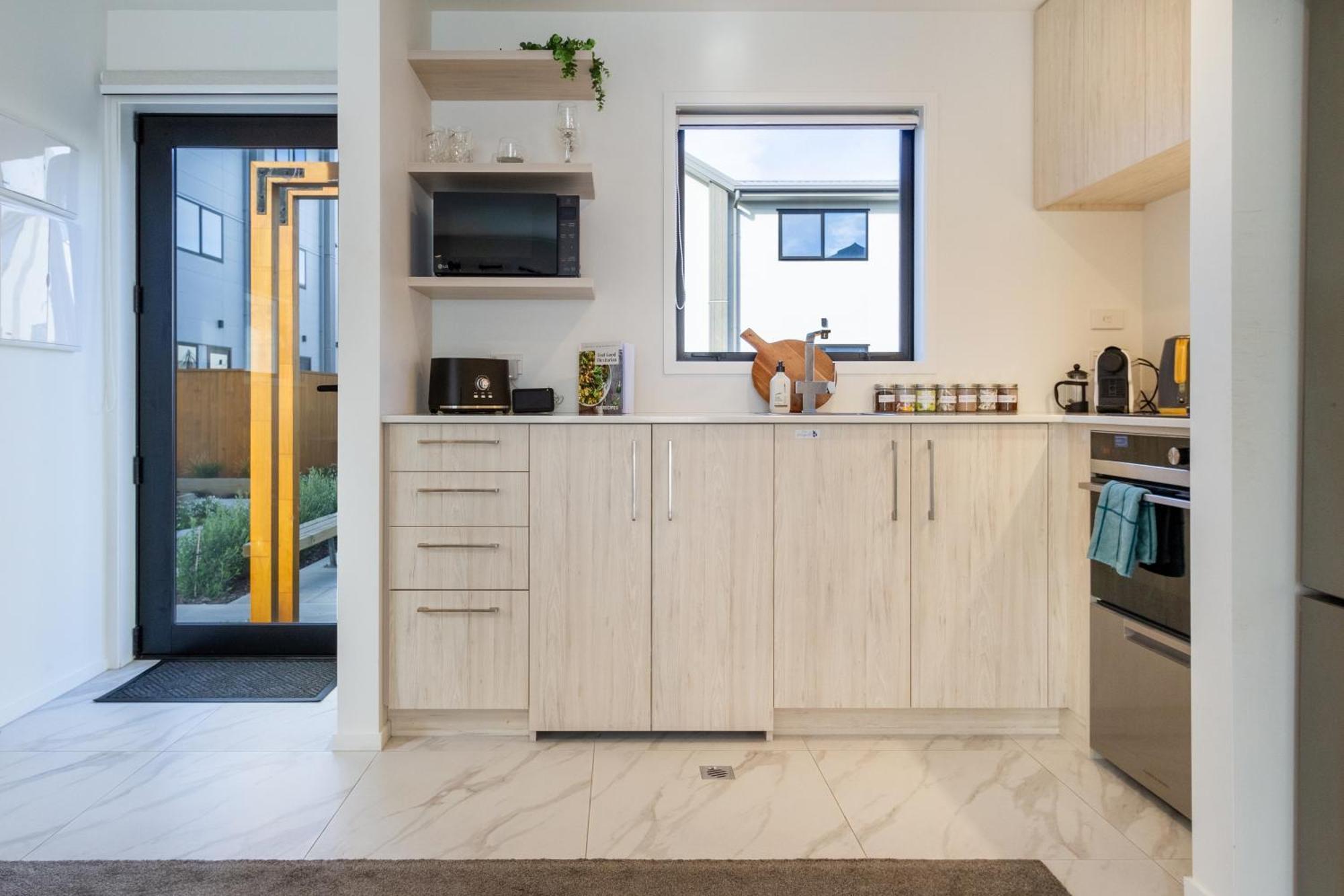 Serenity By The Sea: Coastal Escape1 Bed 1 Bath Christchurch Buitenkant foto