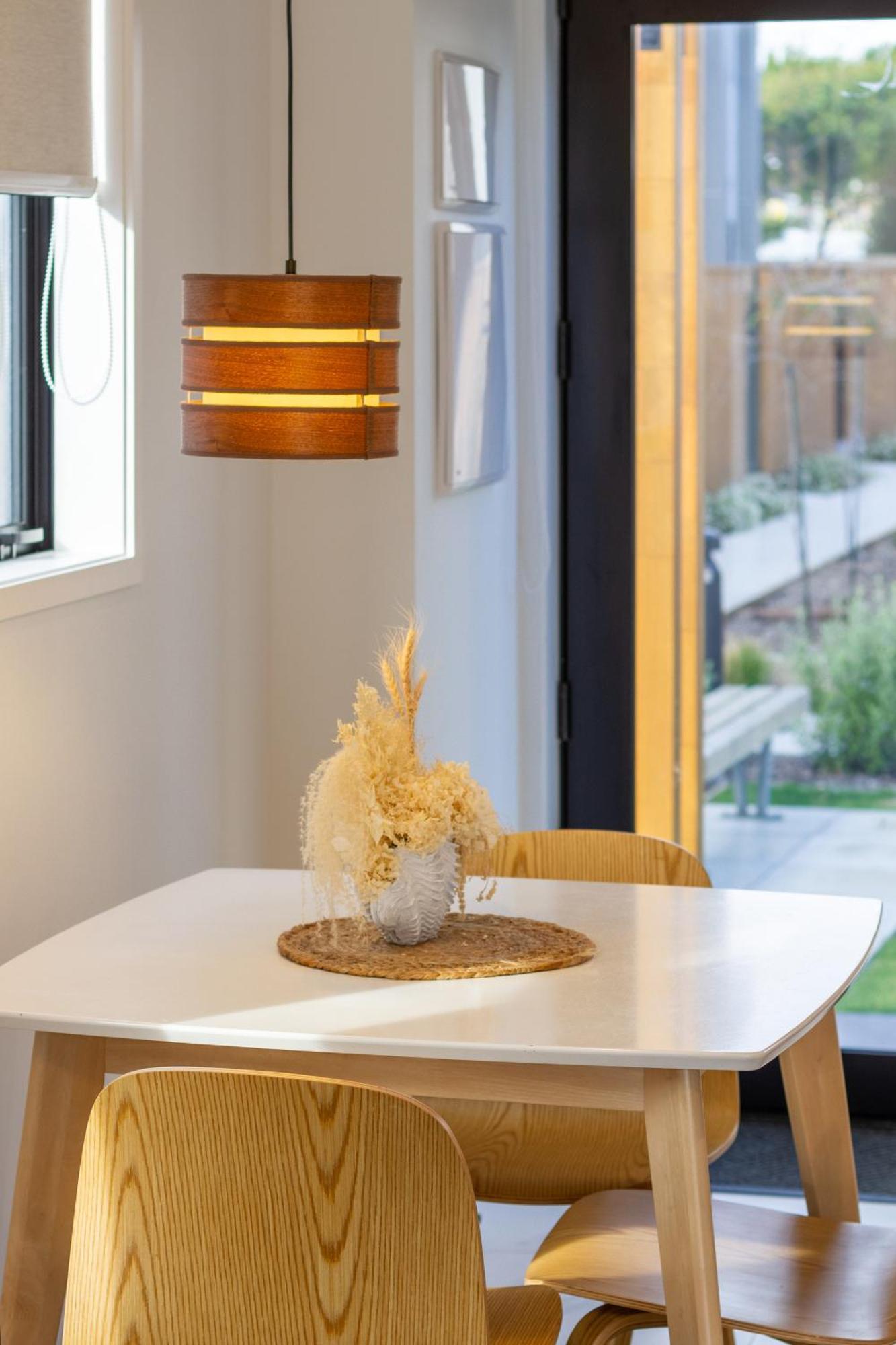 Serenity By The Sea: Coastal Escape1 Bed 1 Bath Christchurch Buitenkant foto