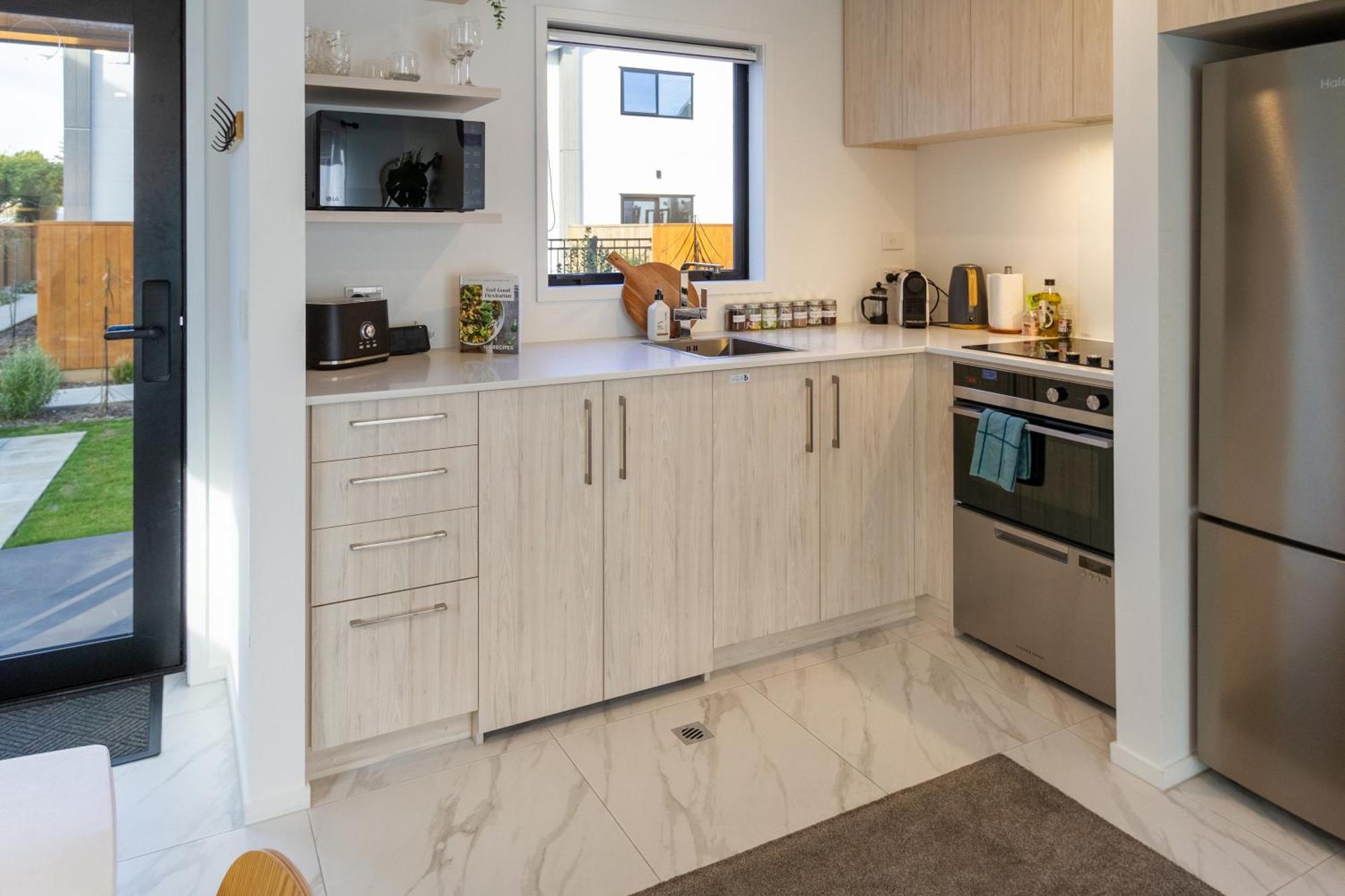 Serenity By The Sea: Coastal Escape1 Bed 1 Bath Christchurch Buitenkant foto