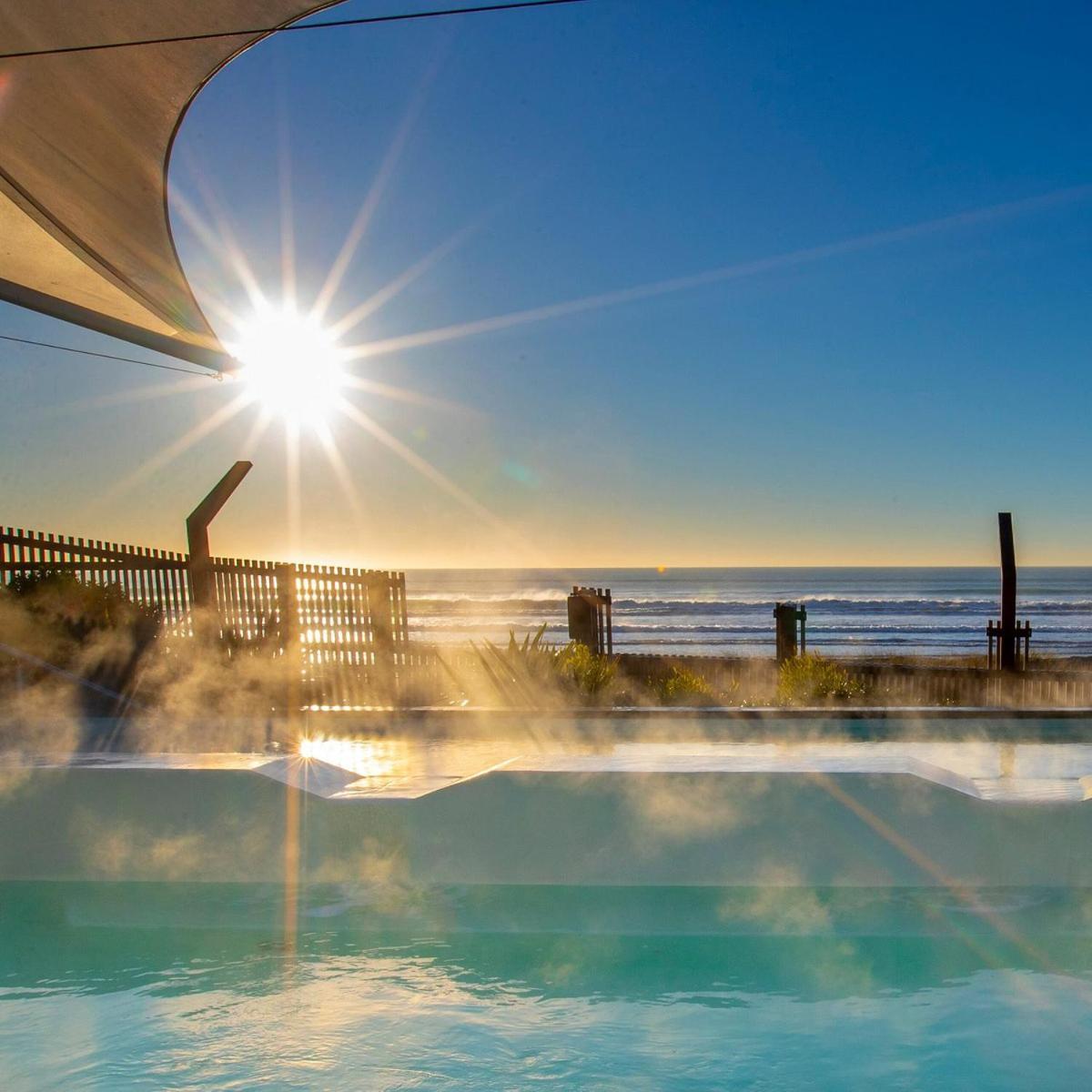 Serenity By The Sea: Coastal Escape1 Bed 1 Bath Christchurch Buitenkant foto